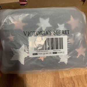 A cosmetics bag